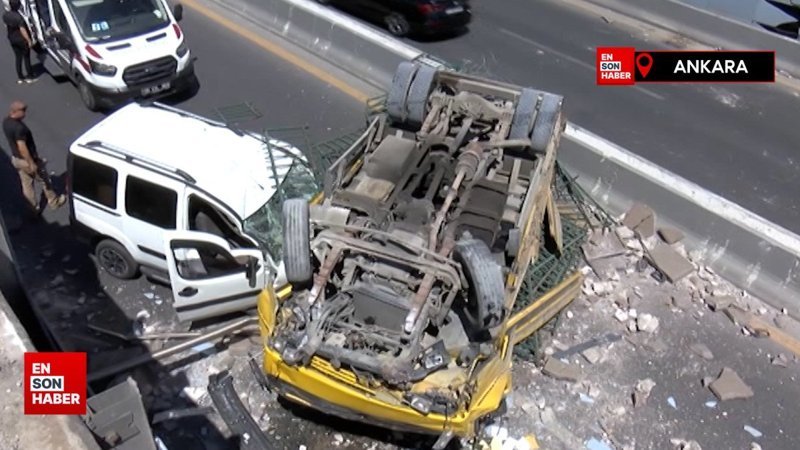 Ankara'da bir kamyon alt geçitteki aracın üzerine düştü