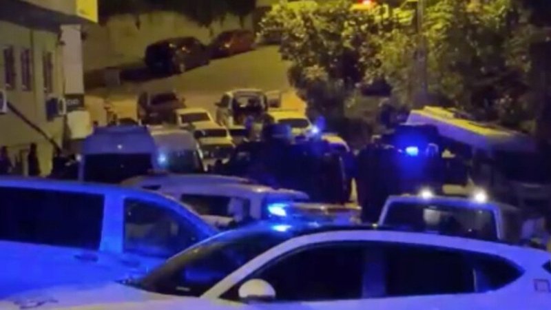 İstanbul Kağıthane'de polise silahlı saldırı