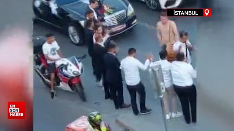 Küçükçekmece'de düğün magandaları yolu kapatıp davul zurna eşliğinde halay çekti