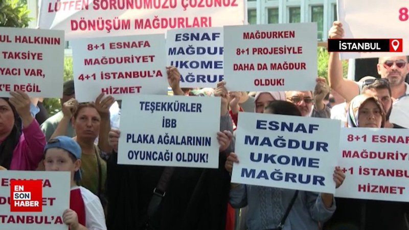 Minibüsten taksiye dönüştürülen araç sahipleri eylem yaptı