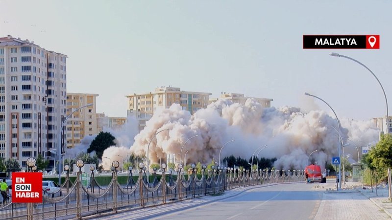 Malatya'da 13 katlı bina patlatılarak yıkıldı