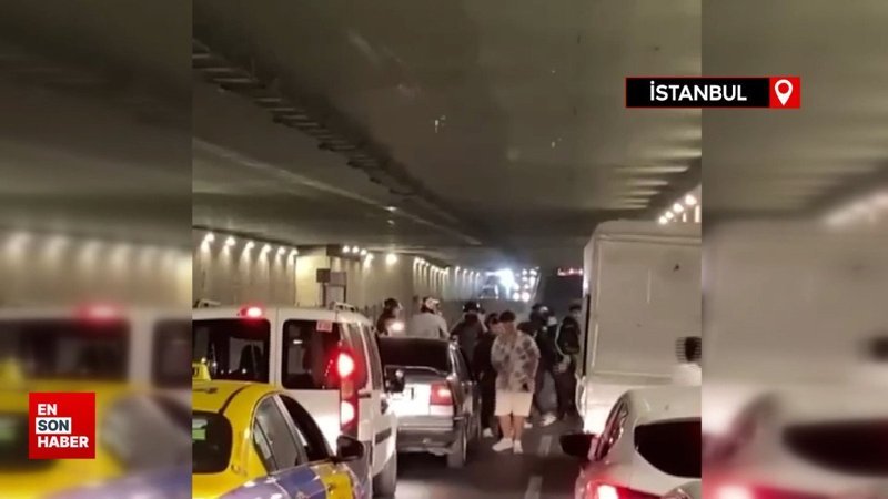 Asker eğlencesinde yol kapattılar, havaya ateş ettiler