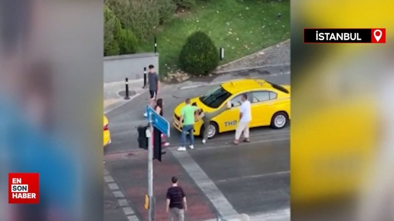 Beyoğlu'nda yabancı uyruklu iki kadınla taksicinin kavgası kamerada