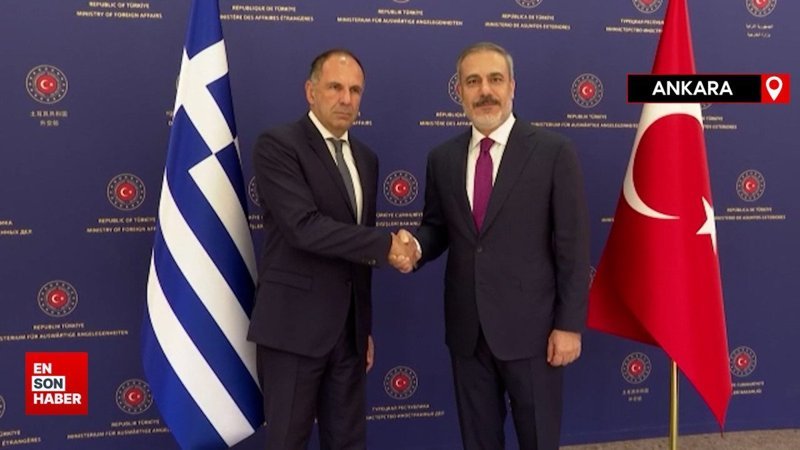 Hakan Fidan, Yunan mevkidaşı Yerapetritis ile görüştü