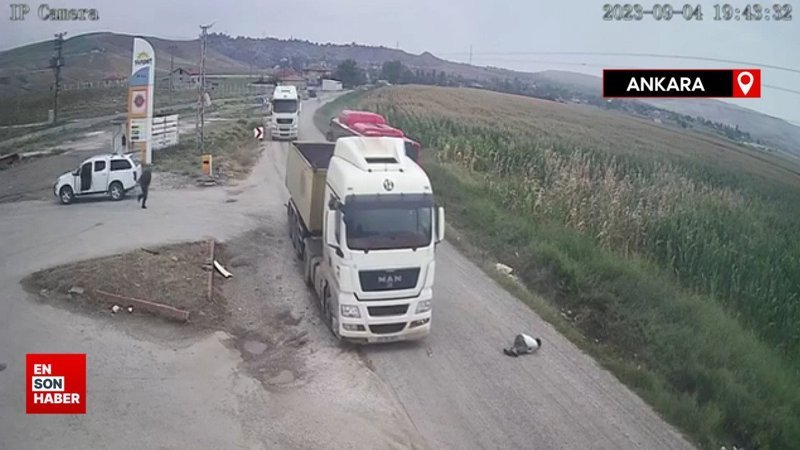 Ankara'da yolun karşısına geçmeye çalışan çocuğa tır çarptı