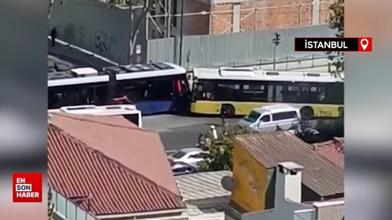 Eminönü'nde İETT otobüsü, seyir halindeki tramvaya arkadan çarptı.