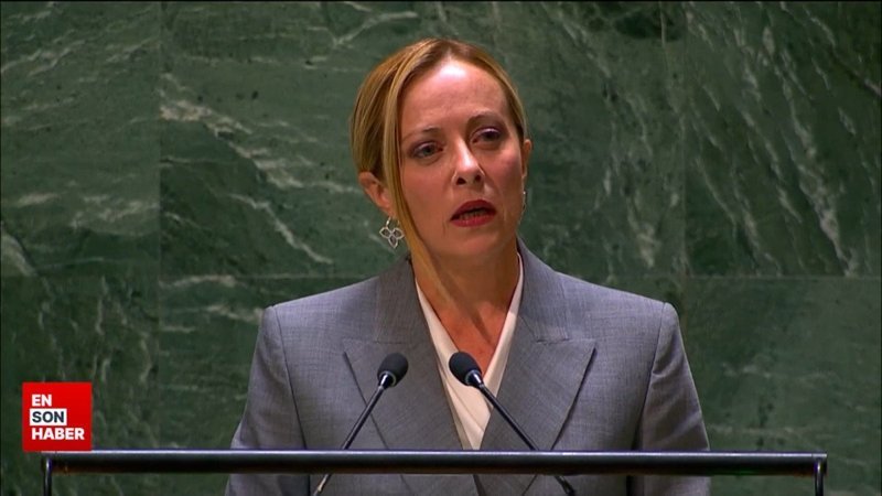 Meloni'nin Avrupa'ya göç yorumu: İyi hayat vaadiyle kandırıyorlar