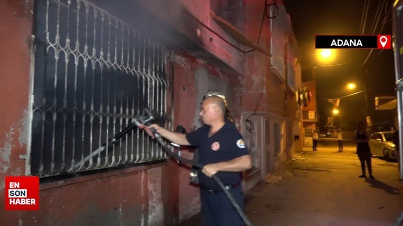 Adana’da kundaklanan müstakil ev kullanılamaz hale geldi