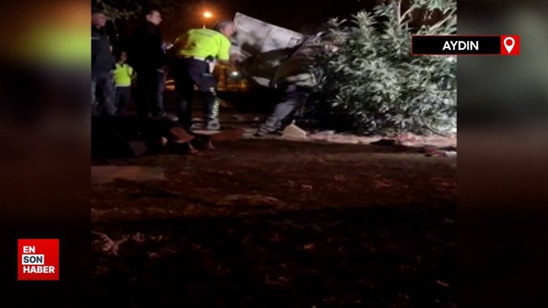 Aydın'da otomobil direğe çarptı:2 kişi feci şekilde can verdi