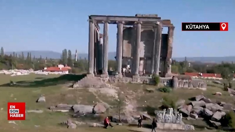 Kütahya'da 5 bin yıllık Aizanoi Antik Kenti, drone ile görüntülendi