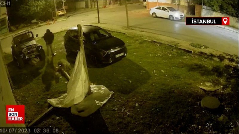 Başakşehir’de park halindeki cipe kaldırım taşıyla saldıran şahıs