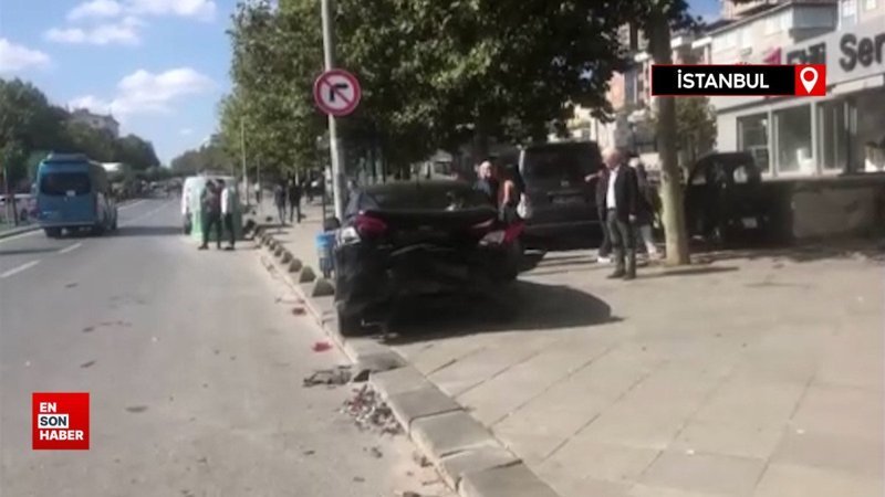 Sancaktepe'de ışık ihlali kazayı getirdi