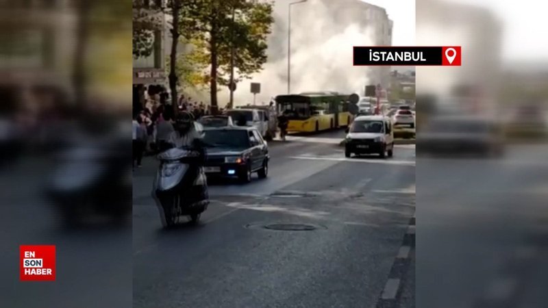 İstanbul'da ulaşım sorunu:Seyir halindeki İETT'den dumanlar yükseldi