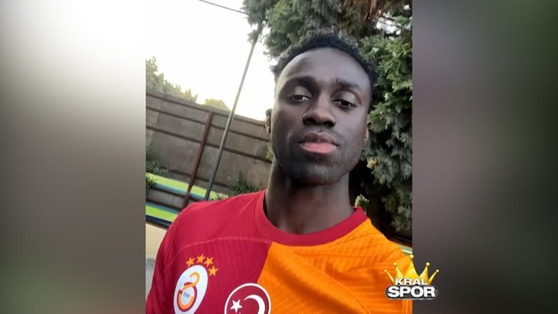 Davinson Sanchez'den Türkçe günaydın mesajı