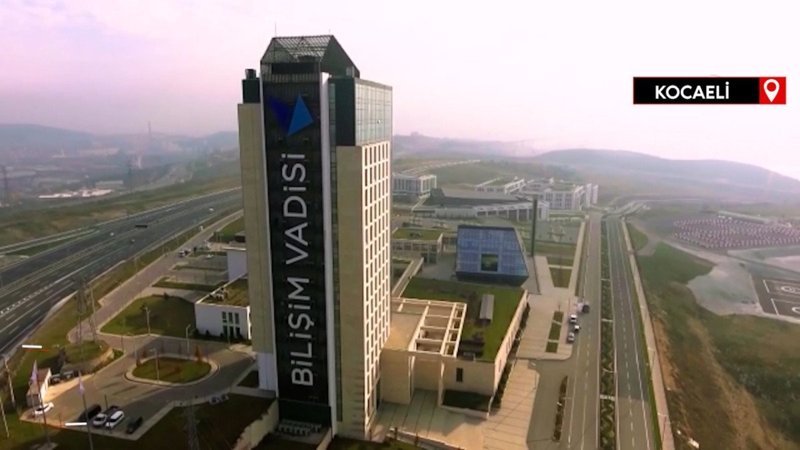 Üç kardeş, Bilişim Vadisi'nde geliştirdikleri oyunları 177 ülkede oynatıyor