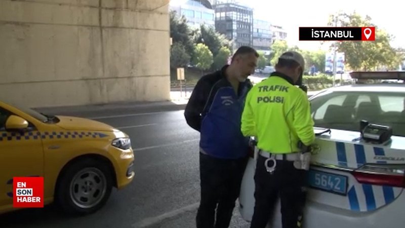 İstanbul'da kırmızı ışıkta geçen taksici kendini savundu: Fotoğrafı görünce arkasına bakmadan ayrıldı