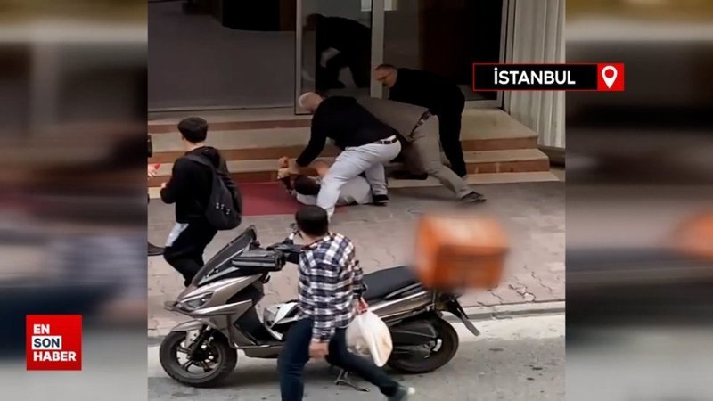 İstanbul'da evden çıkartmak isteyen emlakçıya satırla saldırdı