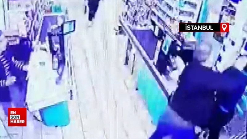 İstanbul'da kasiyer kadını defalarca yumrukladı
