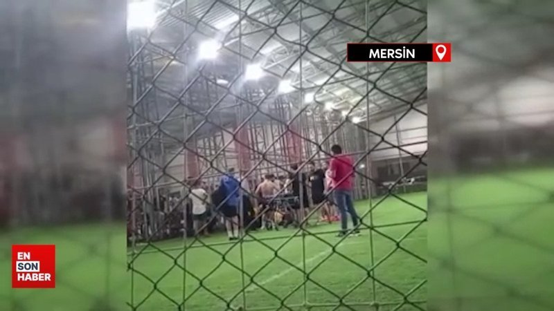 Mersin'de halı sahada kalp krizi geçiren kişi hayatını kaybetti