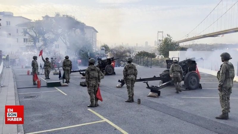 Cumhuriyetin 100. yılında 101 pare top atışı