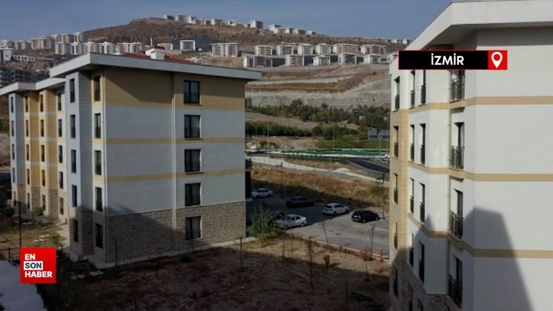 İzmir depreminin ardından depremzedelere 3 bin 887 konut teslim edildi