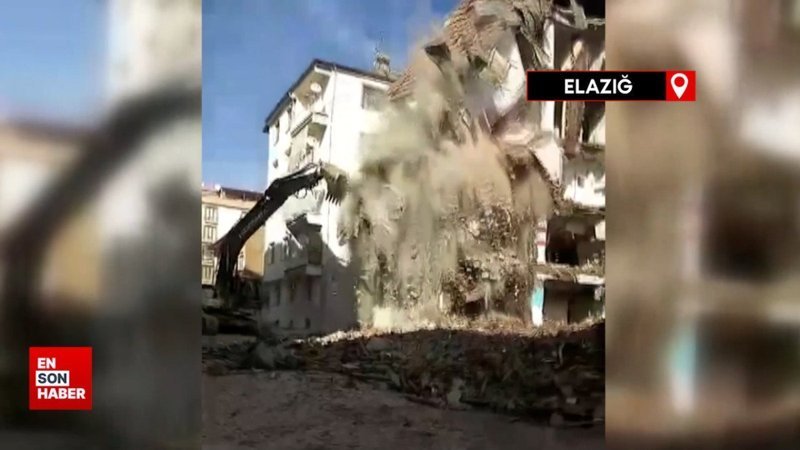Elazığ’da ağır hasarlı bina ses dalgaları ve tek dokunuşla yıkıldı