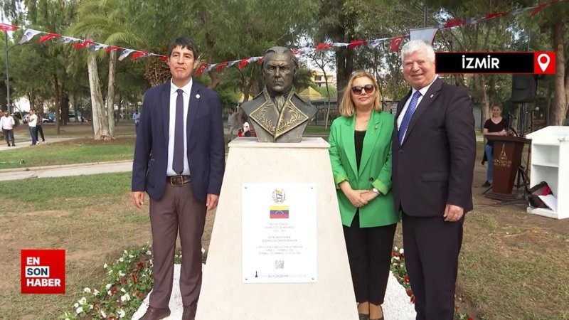 İzmir heykele doymuyor: Francisco de Miranda’nın büstü açıldı