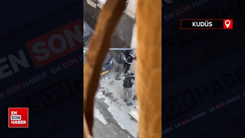 Filistinli kız öğrencileri taciz eden İsrail askerleri