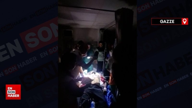 Gazze’deki hastanelerde ameliyatlar el feneri ışığında yapılıyor