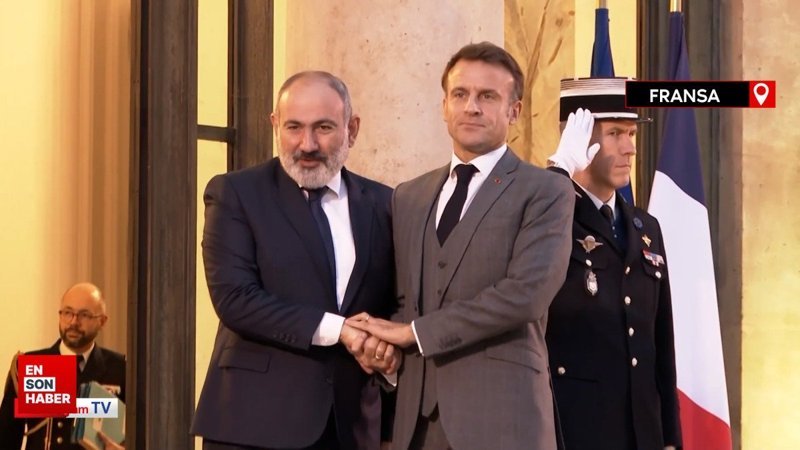 Paşinyan, Fransa'da Macron'la görüştü