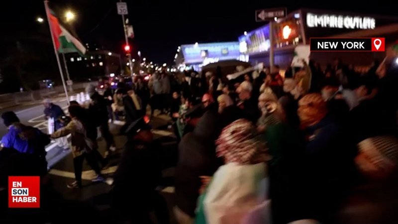 ABD'de yüzlerce kişi İsrail'in Filistin'e yönelik saldırılarını protesto etti