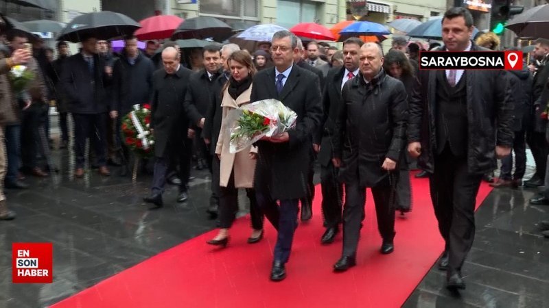 Özgür Özel, Saraybosna’da Sonsuz Ateş Anıtı’na çiçek bıraktı