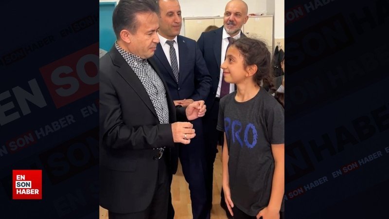 Şadi Yazıcı'dan öğrenciye başkanlık öğüdü: Her zaman vaatlerinin arkasında dur