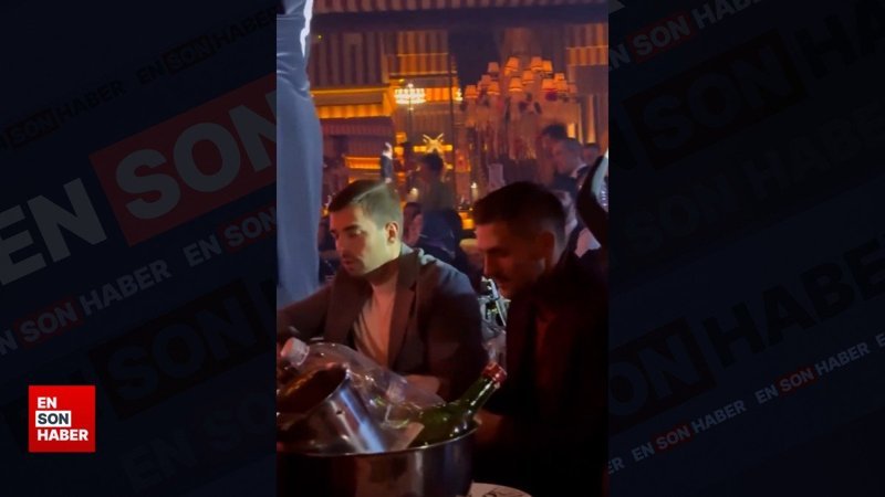 Fenerbahçeli oyuncu Dusan Tadic, derbi sonrası Sibel Can konserine gitti