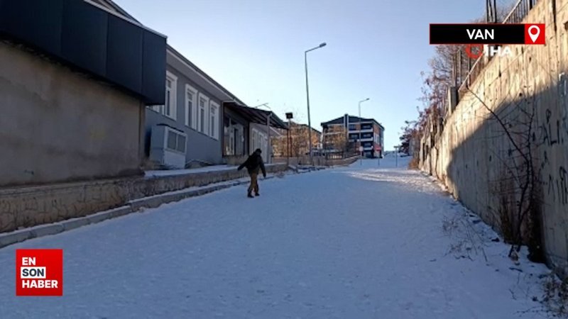 Van'da kar yağışı etkili oldu
