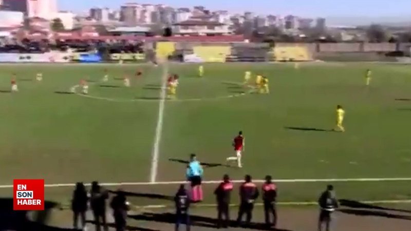 Eskişehirsporlu Barış Memiş’ten tarihe geçecek gol