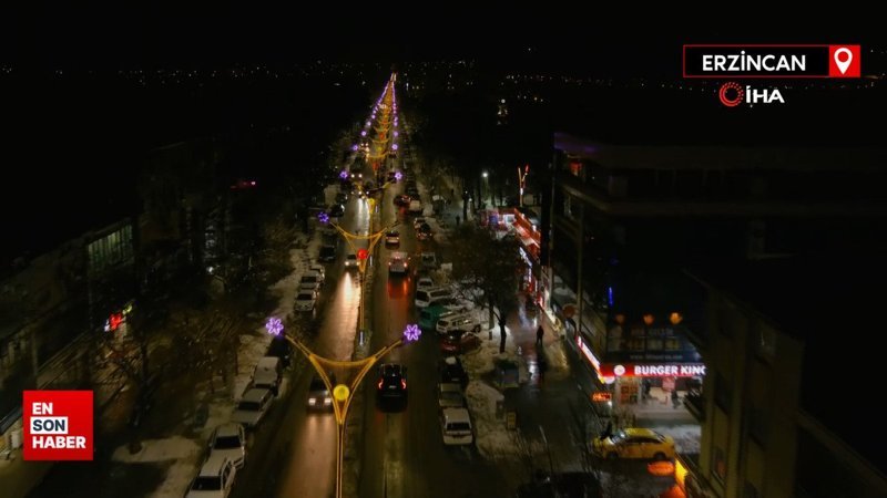 Erzincan kent merkezine mevsimin ilk karı düştü
