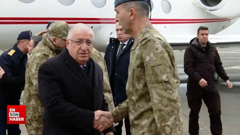 Millî Savunma Bakanı Yaşar Güler Irak sınır hattına gitti