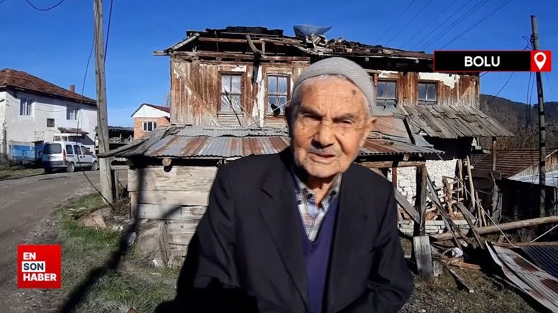 Bolu'da evinin çatısı fırtınaya dayanamadı, yine de köyünü terk etmedi