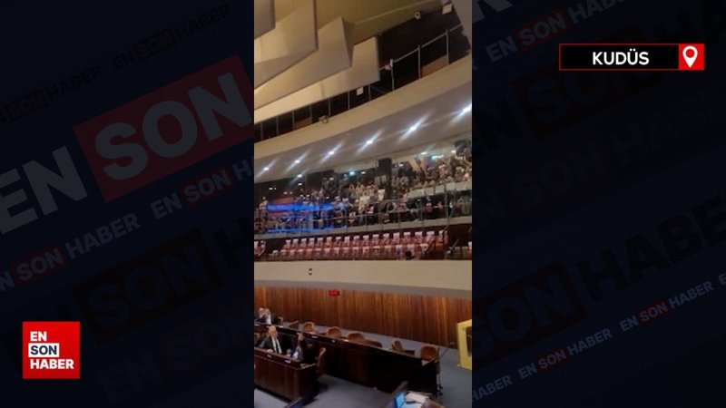 İsrailli esirlerin ailelerinden Netanyahu'ya tepki: Konuşmasını yarıda kestiler