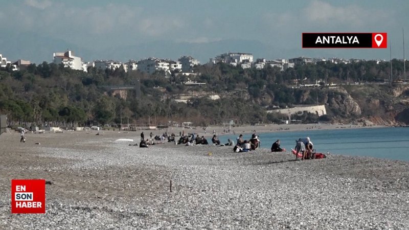 Antalya'da aralık ayında deniz keyfi