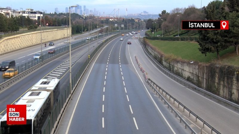 İstanbul'da yılın ilk gününde yollar boş kaldı