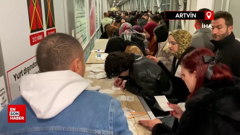 Sarp Sınır Kapısı'nda yılbaşı mesaisi