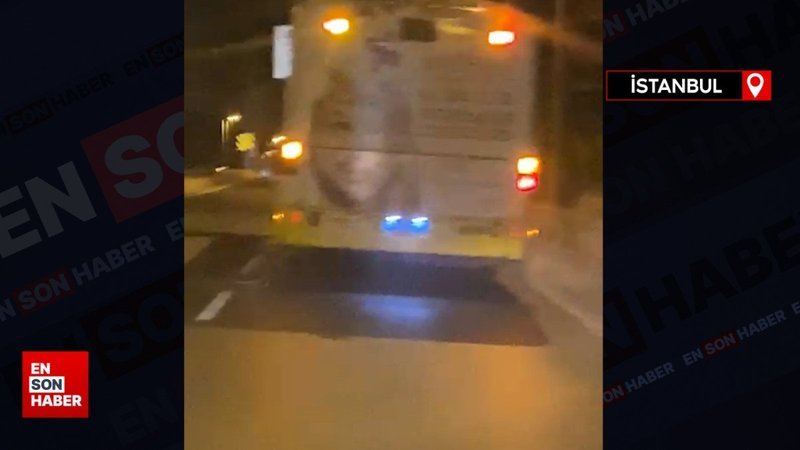 Seyir halindeki İETT otobüsünden dumanlar yükseldi