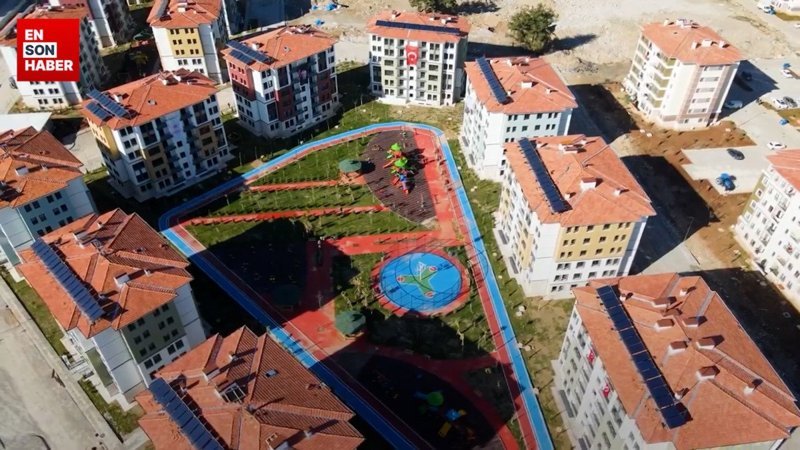 Gaziantep'te depremzedeler yeni evlerine kavuşuyor