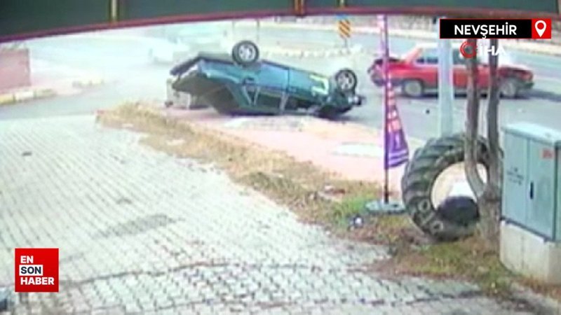Nevşehir'de otomobilin çöp konteynerine çarpıp takla attığı anlar
