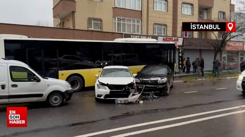 Ataşehir'de özel halk otobüsü park halindeki araçlara çarptı