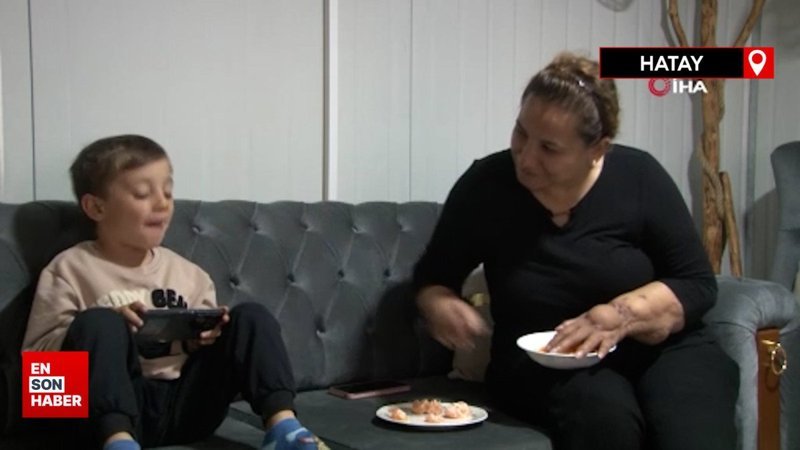 Depremde çocuklarını kaybeden acılı anne, hayatta kalan evlatları için yaşıyor