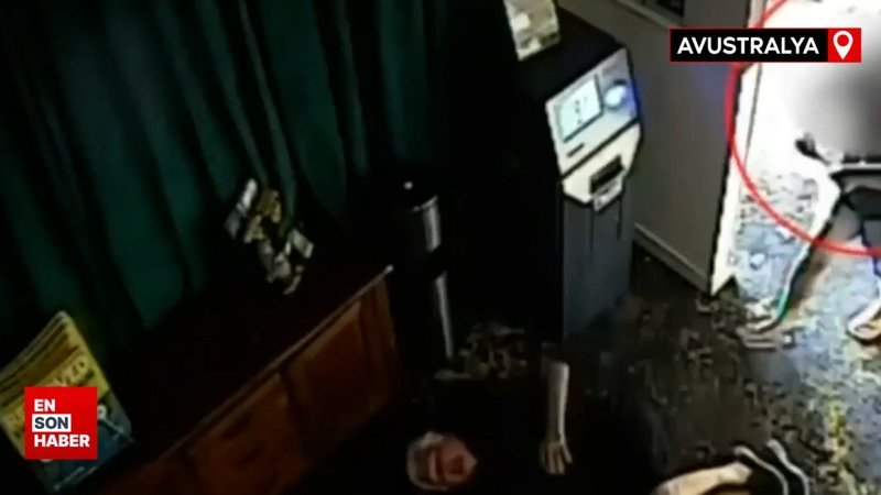 Avustralya'da yere yığılan hasta adamın biletini çaldı