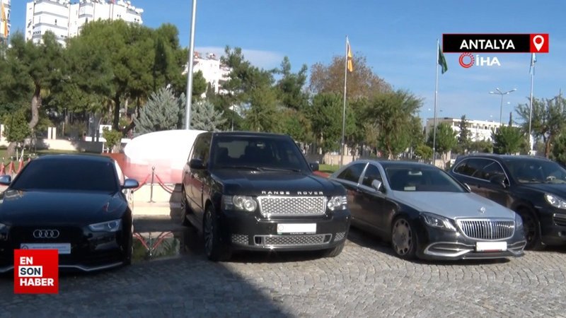 Sibergöz-14 operasyonunda ele geçirilen lüks otomobiller sergilendi